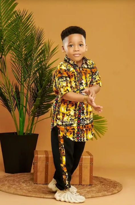 African Kids Clothes, Ankara Styles For Kids, Kids Dress Boys, Trendy Ankara Styles, Mother Daughter Fashion, Kids Dress Collection, Latest African Men Fashion, 2piece Outfits, African Shirts For Men