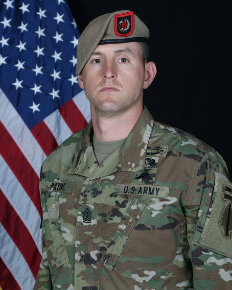 Thomas Payne, Burning Building, Army Ranger, Lead Soldiers, Medal Of Honor Recipients, Special Operations Command, Master Sergeant, Warrant Officer, Delta Force