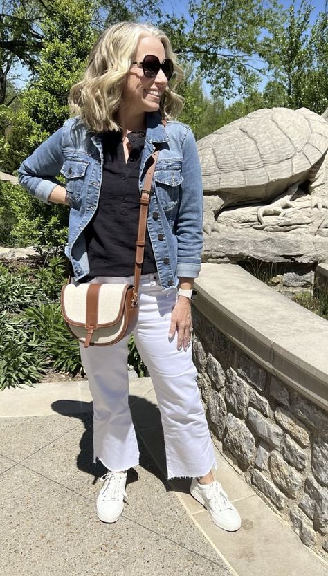 Kut Jeans, Lisa Richardson, Simple Spring Outfits, Outfit Formulas, Summer Favorites, Coast To Coast, Denim Jackets, White Sneakers, Spring Outfit