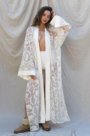 Furisode Kimono, Kimono Outfit, White Kimono, Mode Kimono, Bohemian Kimono, Beach Kimono, Mode Abaya, Lace Kimono, Bohemian Look