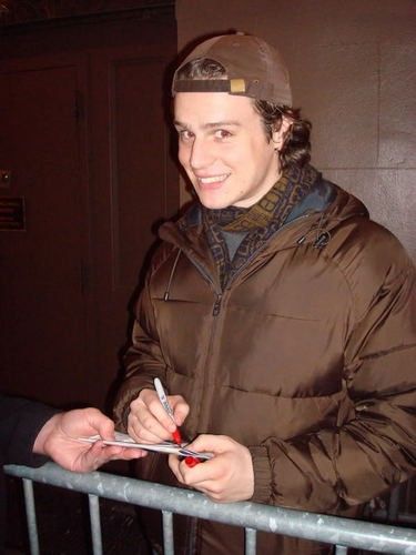 Jonathan Groff Spring Awakening, Jonathan Groff Hamilton, Jonathan Groff Glee, John Gallagher Jr, Kristoff Frozen, Hamilton Cast, Jonathan Groff, King George Iii, Spring Awakening