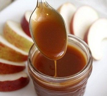 How to Ship Homemade Caramel Sauce Spicy Caramel, Bourbon Caramel Sauce, Homemade Salted Caramel, Bourbon Caramels, Salted Carmel, Homemade Caramel Sauce, Creamy Caramel, Holiday Favorite Recipes, Salted Caramel Sauce