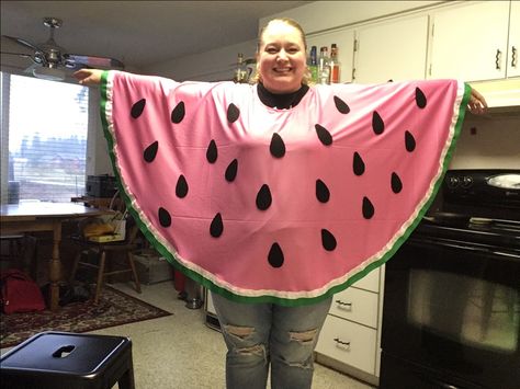 Watermelon Costume, Twotti Fruity, Diy Costume, Halloween 2022, Diy Dress, Diy Costumes, Costume Ideas, Fancy Dress, Halloween Costume