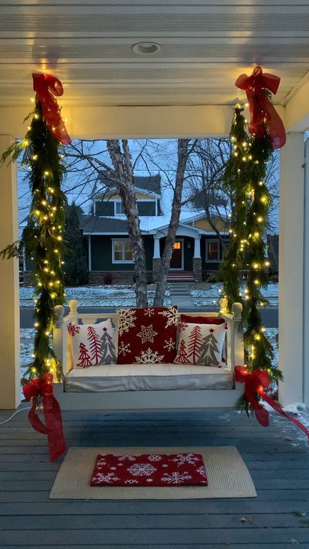 Porch Swing Christmas Decor, Christmas Edits, Christmas Porches, Winter Decorating, Christmas Apartment, Christmas Classic, Christmas Porch Decor, Porch Christmas, Christmas Wonderland