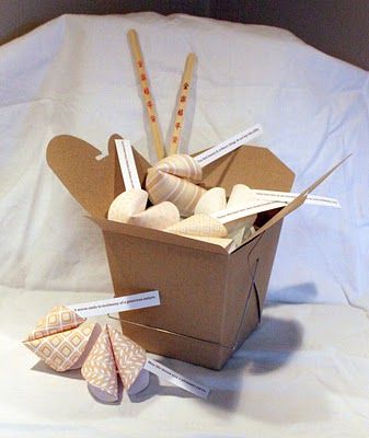 Fun idea for telling customer about coupon code in their package! Paper Fortune Cookies, Indie Crafts, Chinese Takeout Box, Fortune Cookies, Cookie Tutorials, Valentines School, Fortune Cookie, Valentines Party, New Years Decorations