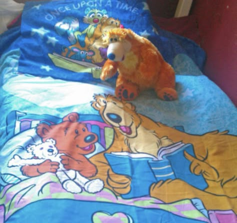 Boyre Aesthetic, Cozy Childhood Hideaway Aesthetic, Kidcore Care Bears, Crunchy Childhood Nostalgia, Kidcore Stuffed Animals, Summer Nostalgia Aesthetic Childhood, Growing Up In The 2000s, Childhood Aesthetic, Nostalgia 2000s