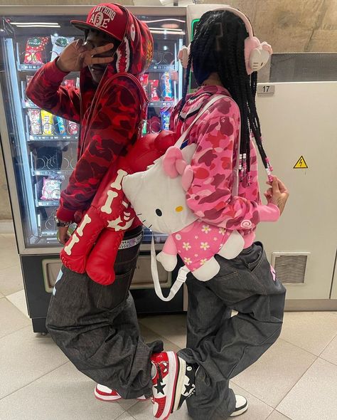 Bape Hoodie Outfit, Pink Bape Hoodie, Cute Firs, Wallpaper Preppy, Iphone Wallpaper Preppy, Body Tutorial, Bape Hoodie, Y2k Fits, Discord Pfps