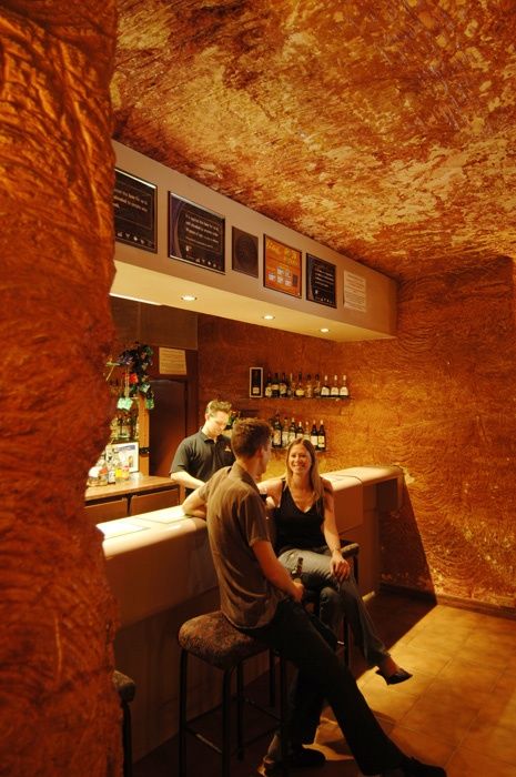 Kick back at the underground bar Underground Living, Australia Capital, Coober Pedy Australia, Underground Bar, Mother Earth Living, Underground Homes, Cave House, Outback Australia, Beautiful Cities