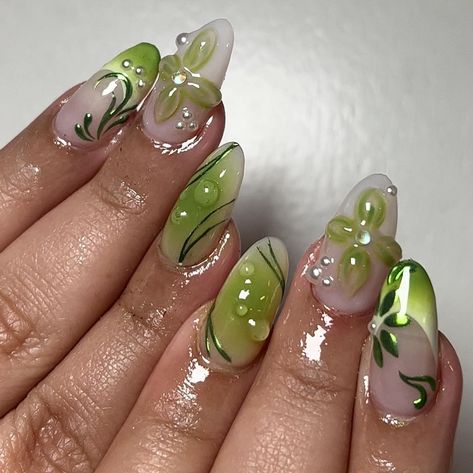 GEL X NAIL ARTIST (@antajahdidthem) • Instagram photos and videos Green Nature Nails, Nails 3d Art, Green Summer Nails, Gel X Nail, Nature Nails, August Nails, Nails 3d, Green Nature, Nails Inspo