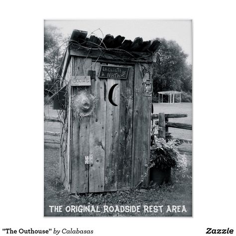 Outhouse Pictures, Outhouses Pictures, Outhouse Shed, Outhouse Bathroom, Out Houses, Outhouse Decor, Printable Pictures, Old Farm Houses, Vintage Bathrooms