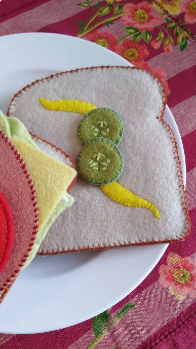 Pickles made with wool blend felt from Dandelion Fabrics. Colours used: Pickle Green, Sage Green Felt Pickle, Easy Felt Crafts, Felt Food Diy, Kids Playroom Decor, Kid Projects, Green Sage, Felt Sheets, Food Diy, Dmc Embroidery Floss