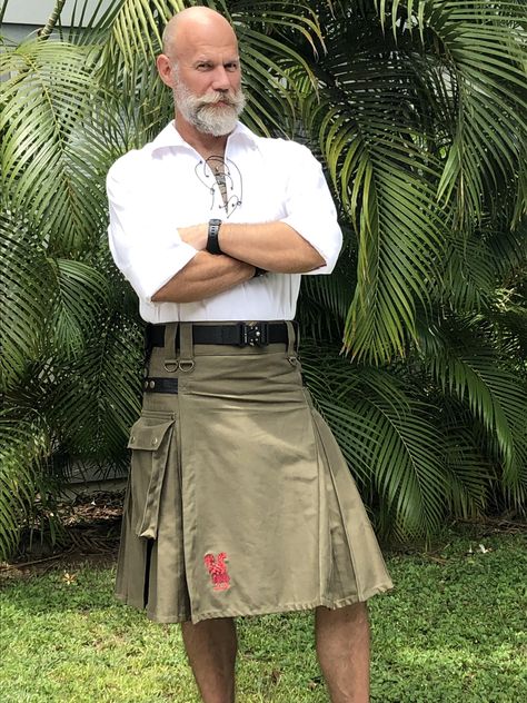 Guys In Kilts, Utility Kilts Men, Kilts Men, Kilts For Men, Modern Kilts, Scottish Celtic, Gym Bro, Kilt Outfits, Utility Kilt