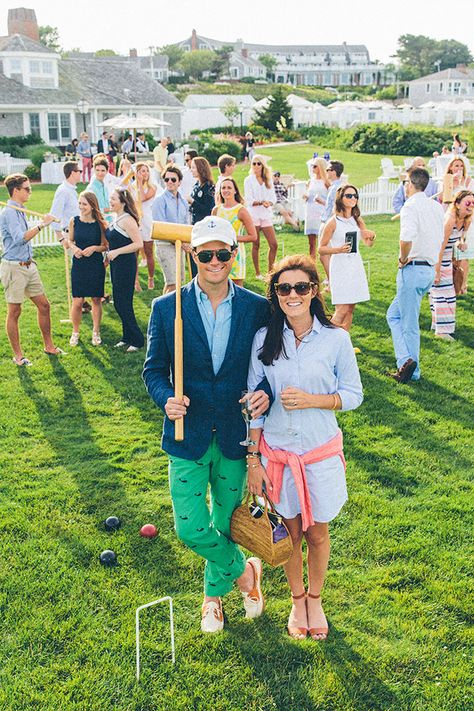 Classy Girls Wear Pearls: Feeling Croquet {LOVE the shoes, shirt dress, and sweater use} Croquet Outfit, Lawn Croquet, Preppy Couple, Croquet Party, Sarah Vickers, Party Dress Codes, Garden Party Outfit, Preppy Party, Preppy Life