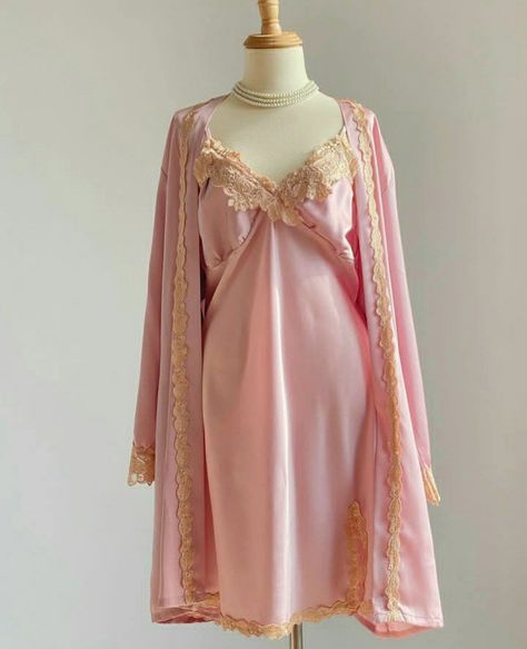 Cute Vintage Pajamas, 1950 Pajamas, 50s Pjs, 60s Pyjamas, Regency Era Sleepwear, 1940s Pjs, 1940s Pyjamas, 1940s Nightwear, Royalty Pajamas