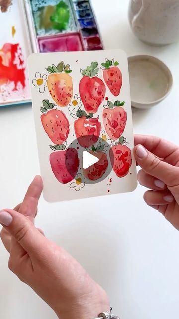 Anna Koliadych on Instagram: "Easy and fun way to paint strawberries with watercolor 🍓🍓🍓🥰 Summer mood turned on! #watercolor #watercolortutorial #artprocess #artpainting #crafts #diy" Watercolour Easy Tutorial, Watercolor Strawberry Tutorial, Summer Watercolor Ideas, Watercolor Drawings Aesthetic, Watercolor Easy Painting, Paint Strawberries, Things To Watercolor, Fun Watercolor Ideas, Easy Watercolor Cards