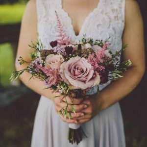 Dusty Pink Wedding Flowers, Astilbe Wedding, Light Pink Bouquet, Dusky Pink Wedding, Single Flower Bouquet, Dusty Pink Weddings, Romantic Ideas, Pink Rose Bouquet, Wedding Bouquets Pink