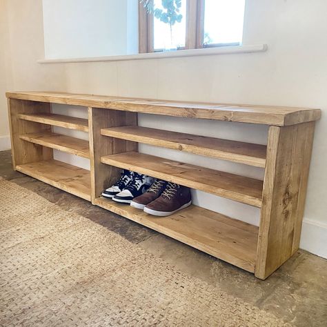 Diy Wood Shoe Shelf, Aesthetic Shoe Storage, Garage Bench And Shoe Storage, Diy Shoe Rack Bench, Shoe Storage Outdoor, Outdoor Shoe Storage Ideas, Diy Wooden Shoe Rack, Long Shoe Rack, Wooden Shoe Shelf