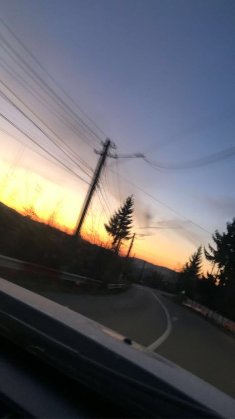 #sunrisephotography #sunrise #sunset #snap #snapchat #morning #night #photography Morning Road Snap, Sunrise Snap, Road Snap, Sunset Snap, Winter Sunrise, Snap Snapchat, Modern City, Sunrise Photography, Canberra