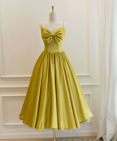 Yellow Homecoming Dress, Homecoming Dresses Yellow, Prom Dress Yellow, Yellow Homecoming Dresses, Tea Length Prom Dress, Yellow Bridesmaid, Simple Homecoming Dresses, Yellow Bridesmaid Dresses, Prom Dresses Yellow