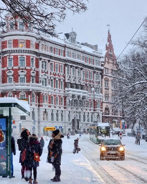 Helsinki Winter, Riomaggiore Italy, Visit Helsinki, Lake Iseo, Semester Abroad, Vacation Goals, Helsinki Finland, Dream City, Vintage Winter