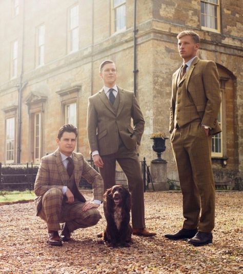 . Traditional Man, British Country Style, Men In Suits, Country Gentleman, Tweed Men, Brooks Brother, British Gentleman, English Gentleman, Gentleman Aesthetic