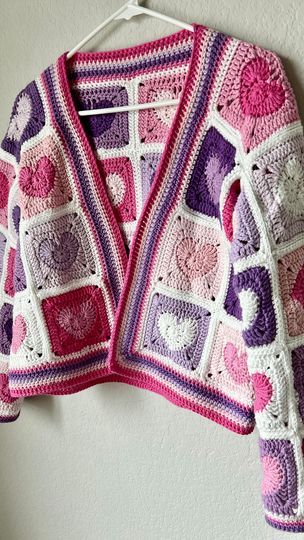 Heart Granny Square Cardigan, Heart Granny Square, Easy Diy Room Decor, Granny Square Tutorial, Heart Cardigan, Granny Square Sweater, Green Cardigan, Crochet Jacket, Crochet Heart