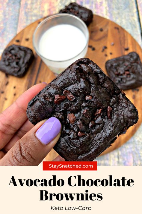 Keto Dessert Without Almond Flour, Keto Avocado Dessert, Keto Dessert No Almond Flour, Keto Gourmet, Keto Avocado Brownies, Avocado Desserts, Avocado Recipes Dessert, Chocolate Avocado Cake, Keto Beginner