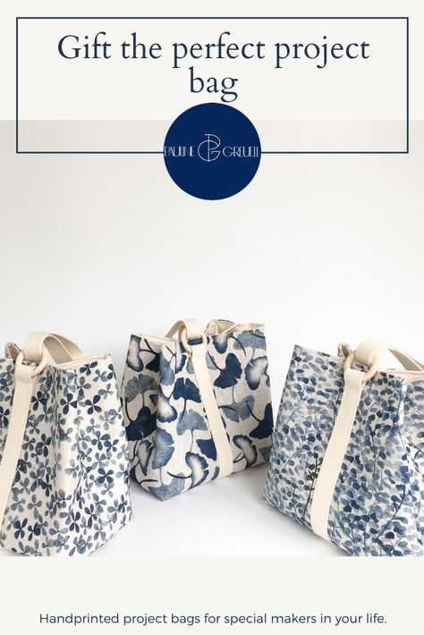 Handmade Bags Patterns, Handprinted Fabric, Handmade Fabric Purses, Tas Denim, Quilt Crafts, Embroidery Quilt, Handmade Fabric Bags, Diy Bag Designs, Project Bags