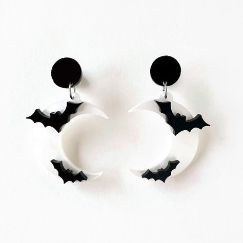 Halloween Moon and Bat Earrings Spooky Style Crescent Moon - Etsy Clay Bat Earrings, Halloween Acrylic Earrings, Clay Moon Earrings, Diy Halloween Earrings, Polymer Clay Halloween Earrings, Diy Halloween Jewelry, Halloween Polymer Clay Earrings, Halloween Clay Earrings, Halloween Inspired Outfits