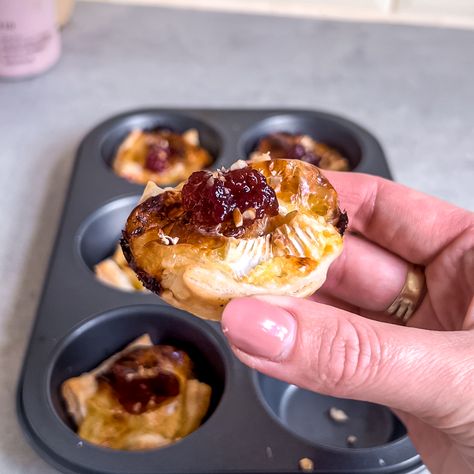 Camembert puff pastry with cranberry and pecan nuts Camembert Puff Pastry, Pastry Recipe, Cranberry Cheese, Pecan Nuts, Puff Pastry Sheets, Pastry Sheets, Muffin Tin, Cranberry Sauce, Pastry Recipes