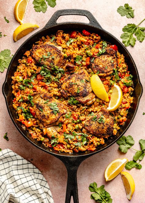 One Pan Spanish Chicken and Rice One Pan Spanish Chicken And Rice, Chicken Spanish Rice, One Pan Chicken And Rice, Spanish Chicken Recipes, Spanish Chicken And Rice, Chicken And Rice Dinner, Aip Meals, Rice Peas, Gimme Delicious