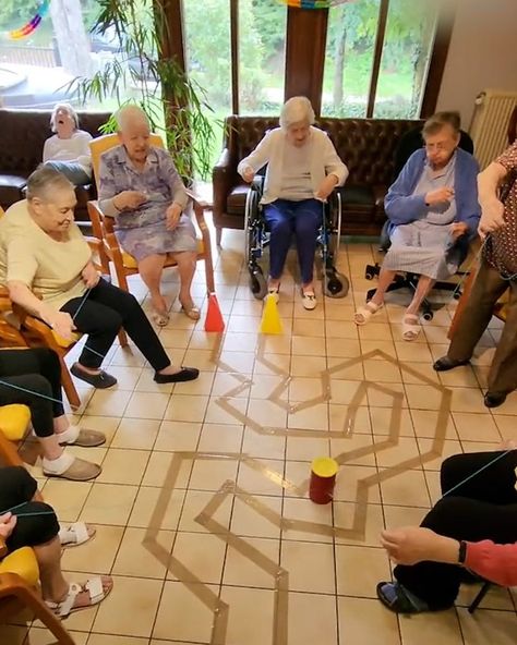 Games For Residents In Nursing Homes, Nursing Home Resident Activities, Nursing Home Games, Crafts For Adults With Disabilities, Activities For Nursing Home Residents, Care Home Activities, Resident Activities, Elderly Crafts, Nursing Home Crafts