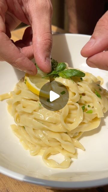 Italian Mains, Lemon Butter Pasta, Lemon Basil Pasta, Pasta Lemon, Long Pasta, Dry Pasta, Pasta Homemade, Potato Pasta, Butter Pasta