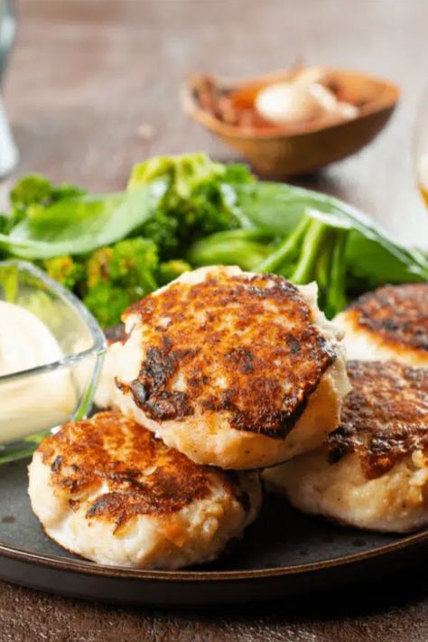 Homemade Fish Cakes & Sauce Homemade Fish Cakes, Fish Cake Recipe, Homemade Dipping Sauce, Cakes From Scratch, Fish Cutlets, Cook Potatoes, Fish Cakes Recipe, Minced Meat Recipe, Fish Cakes