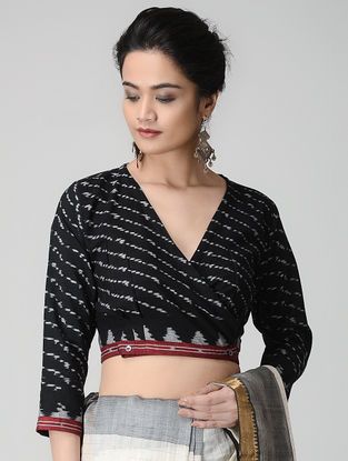 Black-Ivory Ikat Cotton Blouse by Jaypore Cotton Blouse Pattern, Kalamkari Blouse Designs, Ikat Blouse Designs, Ikat Blouse, Long Blouse Designs, Kalamkari Blouse, Blouse Designs High Neck, Cotton Saree Blouse Designs, Cotton Blouse Design