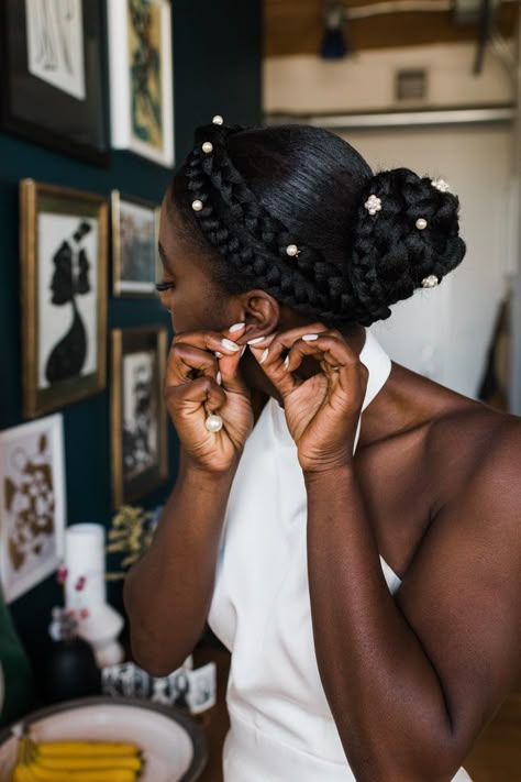 This chic bride added small flower and pearl pins to her elegant updo | Image by Nikki Mills #weddingideas #weddingdress #bridalhairstyles #weddingcolors #weddingrings #weddingplanning Black Wedding Hairstyles Natural, Black Brides Hairstyles Natural Hair, Textured Bridal Updo, 4c Bridal Natural Hairstyles, Natural Hair Bridesmaid, Natural Hairstyle Wedding, Bridal Braids Black Women, Natural Wedding Hairstyles Black Bride, Afro Bridal Hairstyles