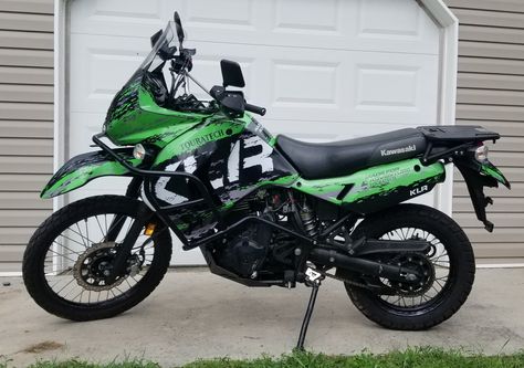 2018 Kawasaki KLR 650 Klr 650 Adventure, Klr 650, Trike Bicycle, Emergency Bag, Harley Bikes, Cool Motorcycles, Adventure Bike, Kylie Jenner, Jeep