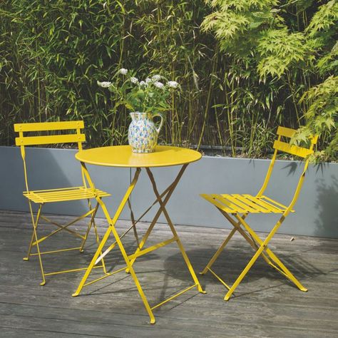 Small Garden Table, Metal Garden Table, Iron Patio Furniture, Garden Furniture Design, Bistro Furniture, Table Bistrot, Outdoor Patio Set, Outdoor Bistro Set, Garden Table And Chairs