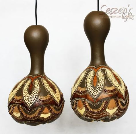 Seszen's Lights Gourds Birdhouse, Creative Lamps, Gourd Lamp, Gourds Crafts, Painted Gourds, Art Lamp, Art Deco Lamps, Desert Sand, Gourd Art