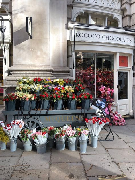 London Flower Shops: Where To Shop The Perfect Bouquet Karina Moodboard, Nyc Coffee, Breaking The Rules, Flower Shops, Florist Shop, Where To Shop, Flower Images, Amazing Flowers, Flower Shop