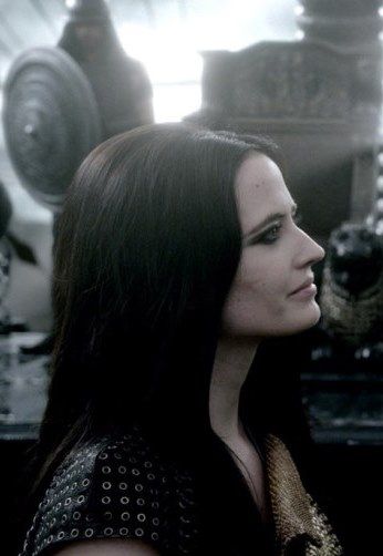 Eva Green | '300: Rise of an Empire' Eva Green 300, Best Bond Girls, Morgana Le Fay, Glamour Beauty, Ada Wong, Eva Green, The Dreamers, Witch, Actresses