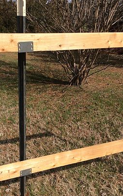 Porch Building Ideas Diy, Black T Post Fence, Wood And Cattle Panel Fence, Fence On A Budget Diy, Easy Garden Fencing, Metal Post Fence Ideas, Woven Bamboo Fence, Fence Using Trees As Posts, Above Ground Fence Ideas