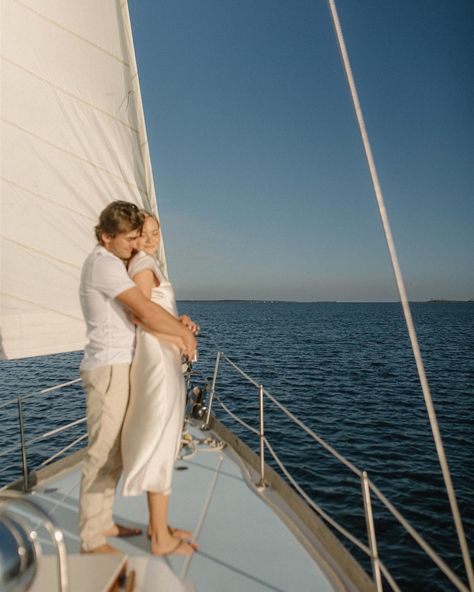 Happy wedding week @_caliholmes and Bo! It’s another double header weekend with a wedding on Friday and on Saturday! I am so excited for both and I already cannot wait to share photos from both. Saturday I’ll be at @mcclainlodge_eventsandcatering with these two so here’s a celebratory post from their dreamy engagement session on a sailboat!!! Sailboat Wedding, Boat Photoshoot, Yacht Wedding, Wedding Week, Wedding Mood, Happy Wedding, Wedding Announcements, Share Photos, Photography Inspo