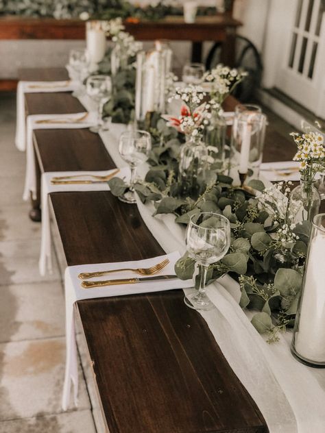 Classic White Farmhouse, White Farmhouse Table, Farmhouse Table Decor, Tablescape Inspiration, Sage Green Wedding, Farm Tables, Farmhouse Wedding, Table Wedding, Future Wedding Plans