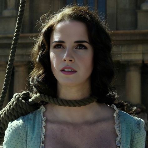 Carina Smyth, Girls Attire, Kaya Scodelario, Disney Aesthetic, Fitness Models Female, The Fam, Good Movies To Watch, Pirates Of The Caribbean, Chapter 1