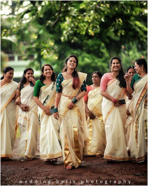 Indian Bridesmaid Dress, Bridesmaid Dress Indian, Bridesmaid Sari, Bridesmaids Saree, Blouses Indian, Saree South Indian, Bridesmaid Squad, Bridesmaid Sarees, Bridesmaid Dresses Indian