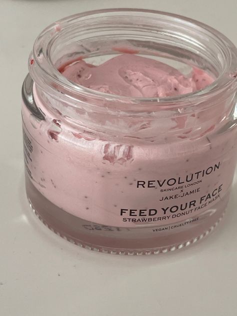 #facemasks #pink #aesthetic #skincare Facemasks Aesthetic, Pink Aesthetic Skincare, Facemasks Skincare, Vegan Face Mask, Pink Skincare, Luxury Stuff, Face Mask Aesthetic, Aesthetic Skincare, Mud Mask