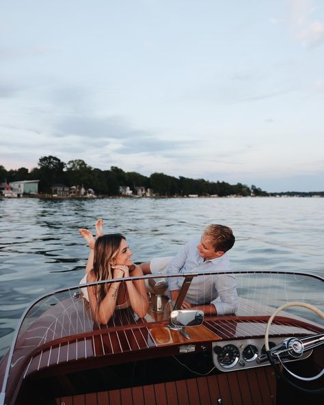 Little red boat + pretty couple = gorgeous engagement photos!! Seriously narrowing down 10 of these was impossible! Cant wait for Kenzie + Logans wedding next spring! Duffy Boat, Engagement Shoot, Cant Wait, Engagement Photos, Wedding Engagement, Nautical, Red, Quick Saves