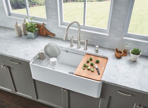 Busy life, busy house, but your kitchen doesn't need to busy! BLANCO has tons of accessories for your sink so you can have a clean workspace! Big Sinks For Kitchen, Farmhouse Sink Accessories, Big Sink Kitchen, Modern Kitchen Sinks And Faucets, White Sink Kitchen, Farmhouse Kitchen Sink Accessories, Big Kitchen Sink, Farmhouse Faucet, Homes Farmhouse