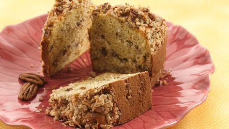 Banana Crunch Cake Recipe - Pillsbury.com Banana Crunch Cake Recipe, Banana Crunch Cake, Bake Off Recipes, Banana Snacks, Peanut Butter Banana Bread, Pillsbury Recipes, Crunch Cake, Banana Cake Recipe, Fudge Cake